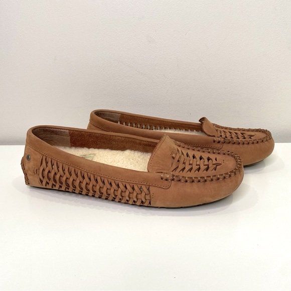 UGG Shoes - UGG Moccasins Sz 8.5 Clary Twinsole Leather Slip On Loafers Chestnut